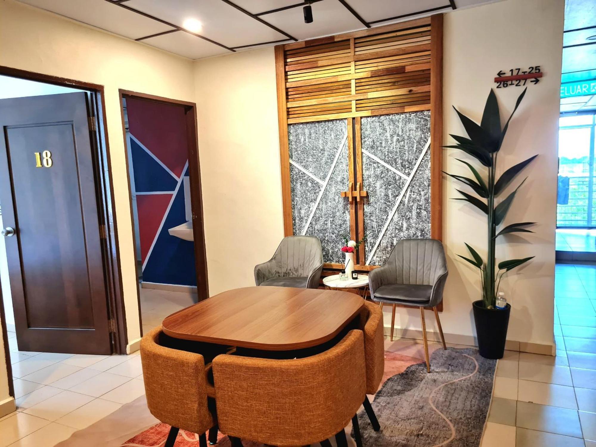 Pine Lodge By Evr Previously Yss Indrawasih Perai Exterior foto